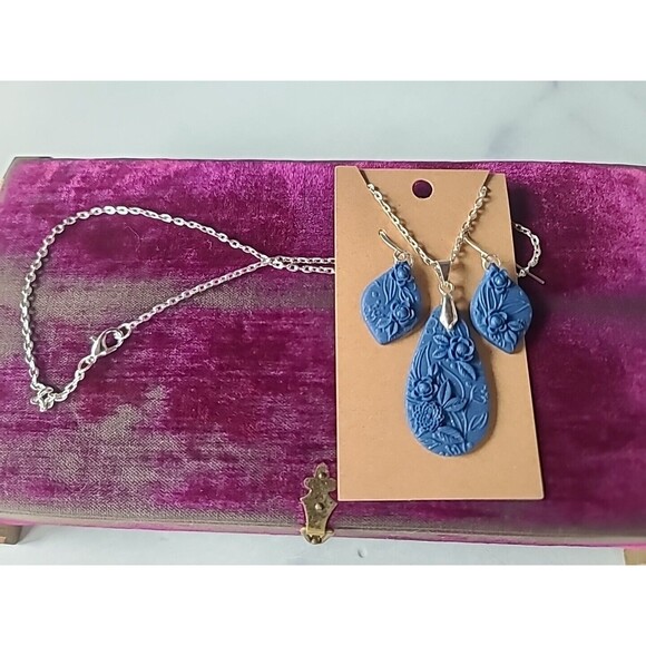 Blue Floral Polymer Clay Jewelry Set, NEW - Picture 2 of 10